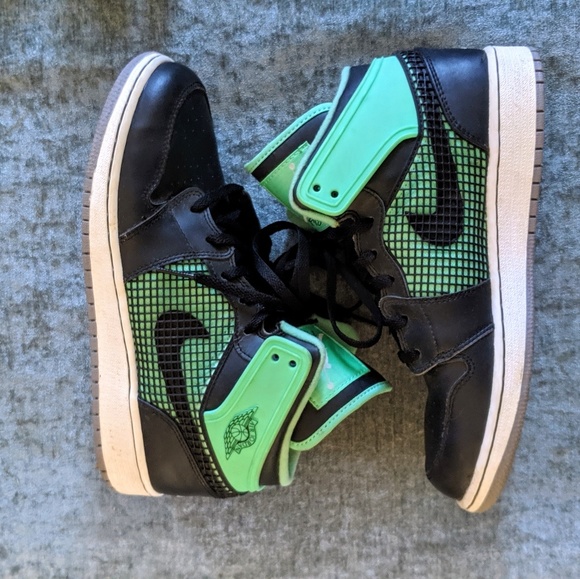 air jordan 1 retro 89 green glow
